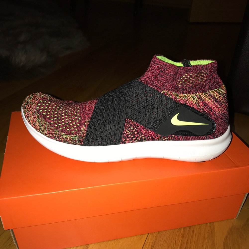 Nike free motion
